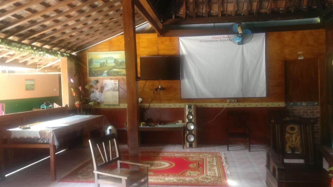 Homestay Arya Mangunan Bantul Exterior foto